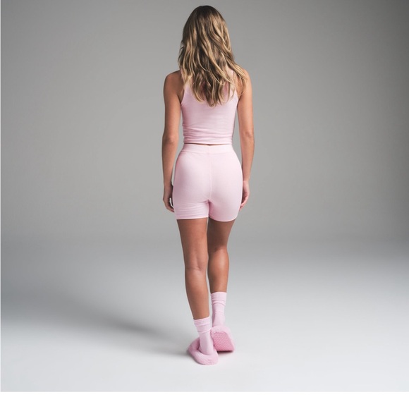 SKIMS Ribbed Set - Picture 2 of 3